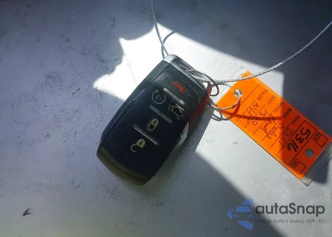 2021 Ram 1500 Laramie 4X2 5'7 Box из США, поврежденный, VIN 1C6RREJT8MN811919